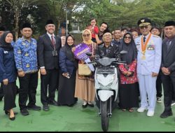 Pilah Sampah Tiga Tahun, Warga Ciamis Raih Motor